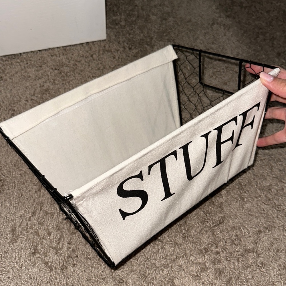 “STUFF” STORAGE CONTAINER